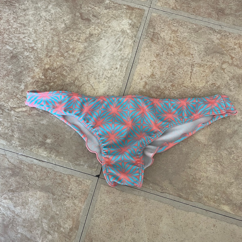 Posh Pua Scrunched Butt Bikini